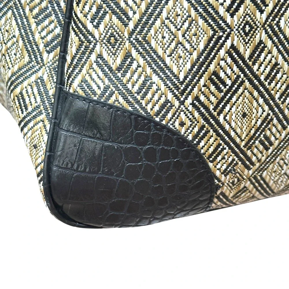 Naturalizer chic versatile